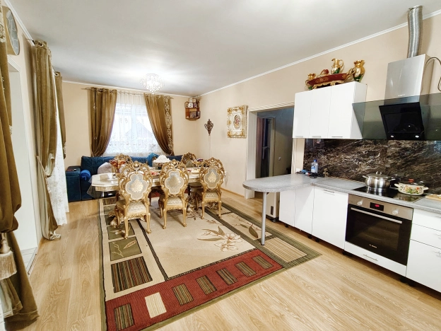 Купить дом в Москве. Вариант № 2052103, 2, площадь -  квм, цена 14000000 рублей