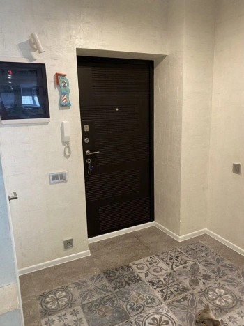 Купить трехкомнатную квартиру в Ростовской области. Вариант № 10482539, 18, площадь -  квм, цена 12500000 рублей