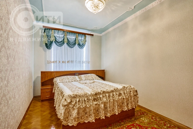 Купить дом в Воронеже. Вариант № 672353, 17, площадь -  квм, цена 18000000 рублей