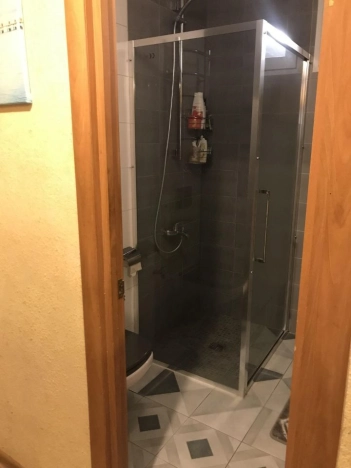 Купить однокомнатную квартиру в районе Дзержинский в Волгограде. Вариант № 1914731, 18, площадь -  квм, цена 3599000 рублей