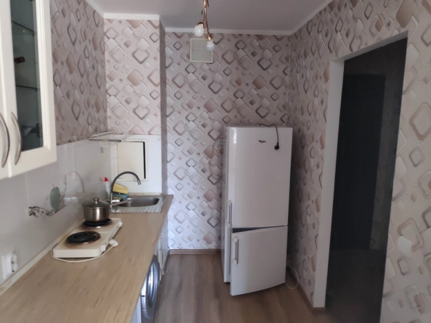 Купить однокомнатную квартиру в районе Московский в Калининграде. Вариант № 36049, 7, площадь -  квм, цена 4420000 рублей