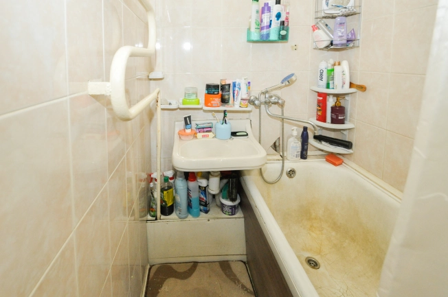 Купить трехкомнатную квартиру в Новосибирской области. Вариант № 8447850, 20, площадь -  квм, цена 5400000 рублей