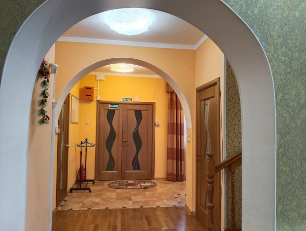 Снять квартиру в Тобольске. Вариант № 5104, 7, площадь -  квм, цена 180000 рублей