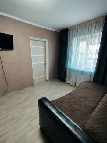 . Вариант № 29627, 13, площадь - 70 квм, цена 3800000 рублей