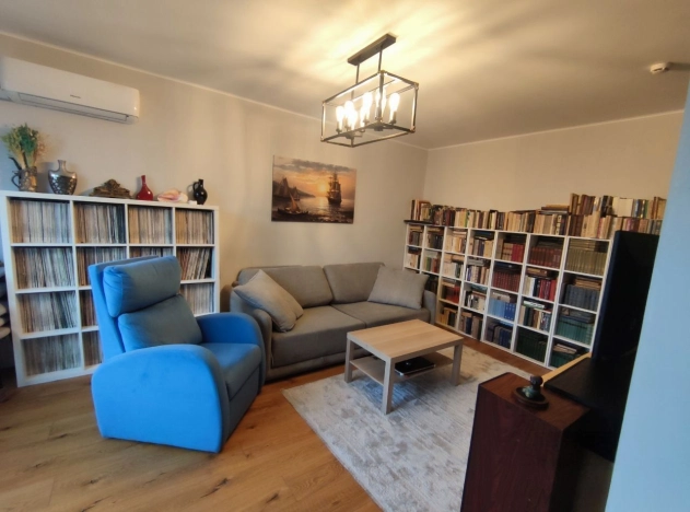 Купить квартиру в Москве. Вариант № 10249684, 1, площадь - квм, цена 35000000 рублей