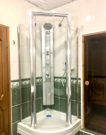 Купить трехкомнатную квартиру в Нижегородской области. Вариант № 9933003, 13, площадь -  квм, цена 21800000 рублей