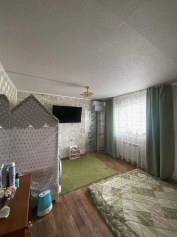 Купить дом в Микрорайоне Прометей, Октябрьский в Октябрьском. Вариант № 2555, 9, площадь -  квм, цена 8500000 рублей