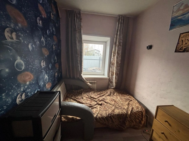 Купить дом в Микрорайоне Военный городок, Бердск в Бердске. Вариант № 1348172, 4, площадь -  квм, цена 3600000 рублей