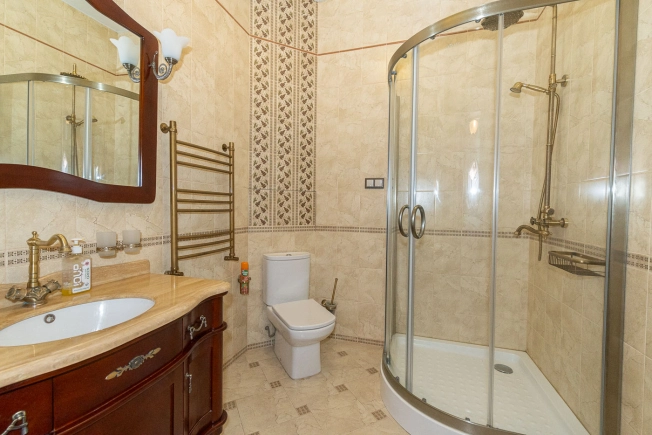 Купить дом на улице Сакко и Ванцетти в Владимире. Вариант № 17107, 19, площадь -  квм, цена 58000000 рублей