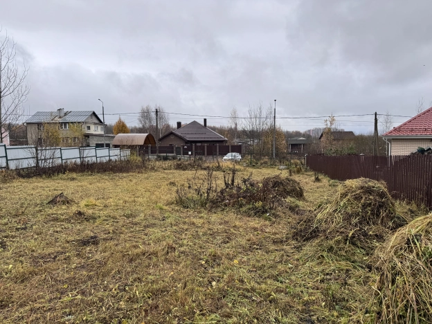 Купить земельный участок в Москве. Вариант № 8410345, 4, площадь -  квм, цена 8300000 рублей