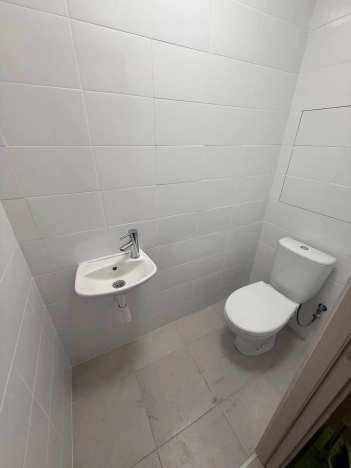 Купить квартиру на вторичке в районе Люблино в Москве. Вариант № 7803187, 4, площадь -  квм, цена 18800000 рублей