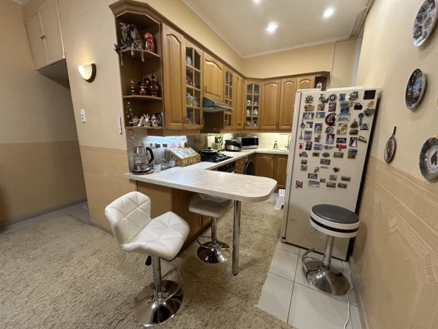 Купить пятикомнатную квартиру в Санкт-Петербурге. Вариант № 36861, 19, площадь -  квм, цена 34800000 рублей