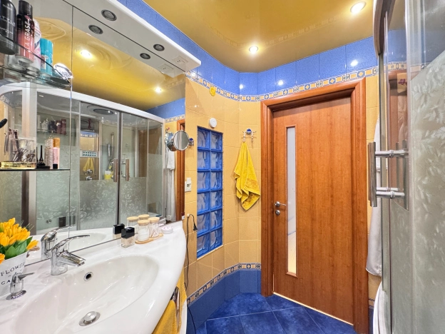 Купить квартиру в Москве. Вариант № 8463148, 6, площадь -  квм, цена 27990000 рублей