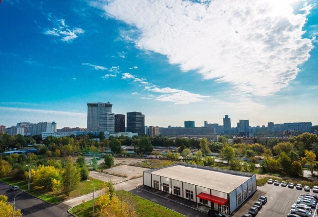 Купить четырехкомнатную квартиру в ЮЗАО в Москве. Вариант № 2442981, 18, площадь -  квм, цена 110000000 рублей