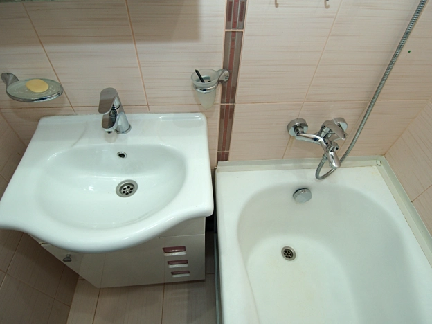 Купить трехкомнатную квартиру в Новосибирской области. Вариант № 10022767, 24, площадь -  квм, цена 11300000 рублей