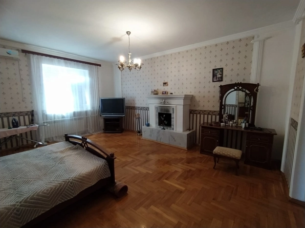 Купить дом на улице Гранатовая в Краснодарском крае. Вариант № 3762374, 6, площадь -  квм, цена 11400000 рублей