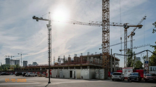 Купить квартиру в Москве. Вариант № 10438425, 4, площадь -  квм, цена 12800000 рублей