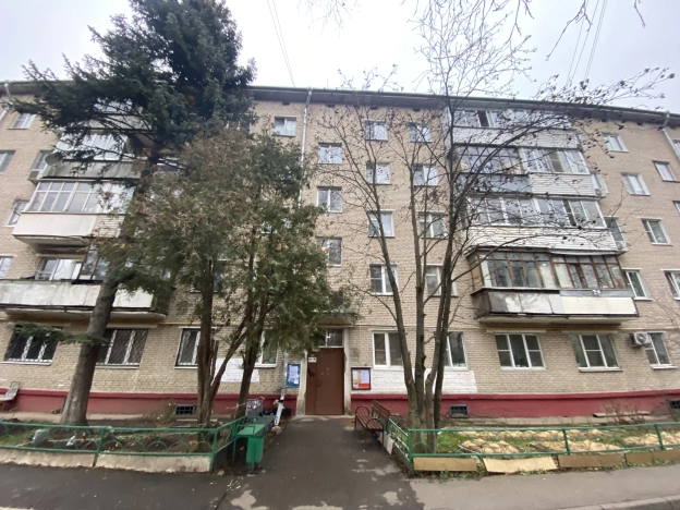 Купить трехкомнатную квартиру на улице Волгоградский проспект в Москве. Вариант № 10242372, 3, площадь -  квм, цена 11500000 рублей