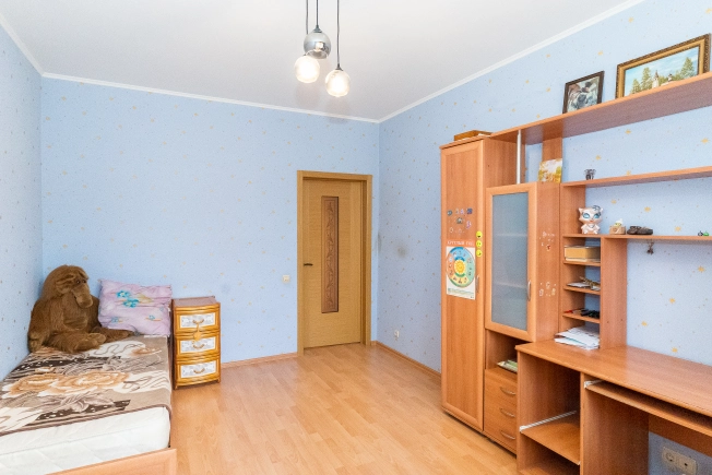 Купить трехкомнатную квартиру в Микрорайоне Лимончики, Ковров в Коврове. Вариант № 5842862, 18, площадь -  квм, цена 11950000 рублей