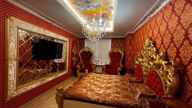 Купить трехкомнатную квартиру на вторичке в ЖК "Аристократ" в Пензе. Вариант № 12173, 7, площадь -  квм, цена 25000000 рублей