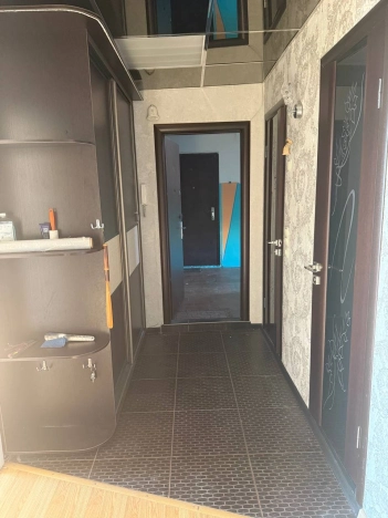 Купить трехкомнатную квартиру на улице Интернациональная в Белгородской области. Вариант № 1664696, 12, площадь -  квм, цена 4550000 рублей