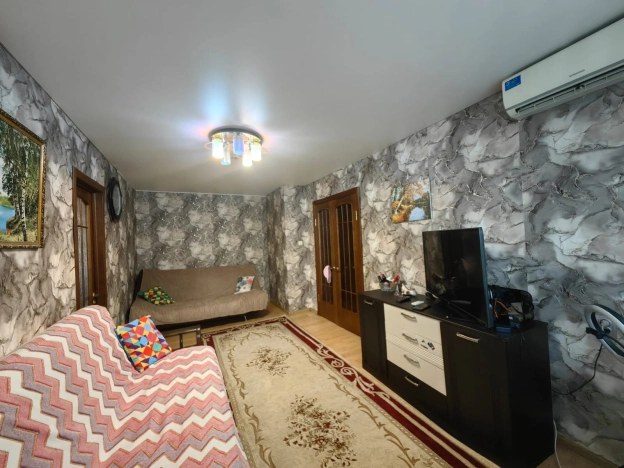 Купить двухкомнатную квартиру в Новороссийске. Вариант № 40620, 6, площадь -  квм, цена 6550000 рублей