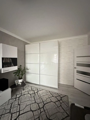 Купить квартиру в Москве. Вариант № 8983101, 10, площадь - квм, цена 20500000 рублей