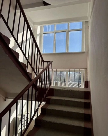 Купить трехкомнатную квартиру в Ростовской области. Вариант № 6809408, 13, площадь -  квм, цена 8300000 рублей