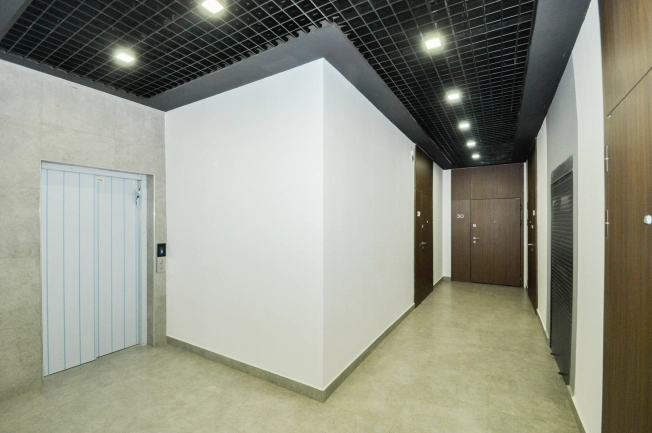 Купить Студию на улице Серебряное Озеро в Новосибирской области. Вариант № 8456223, 15, площадь -  квм, цена 4550000 рублей