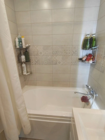 Купить однокомнатную квартиру в Краснодаре. Вариант № 10286829, 20, площадь -  квм, цена 5300000 рублей