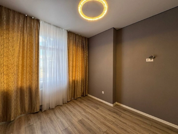 Купить дом в районе Пролетарский в Ростове-на-Дону. Вариант № 56048, 7, площадь -  квм, цена 10300000 рублей