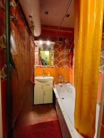 Купить квартиру на вторичке на улице Мысовская в Чите. Вариант № 4894, 6, площадь -  квм, цена 6400000 рублей