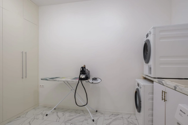 Купить дом у метро Румянцево в Москве. Вариант № 15551, 37, площадь -  квм, цена 145000000 рублей