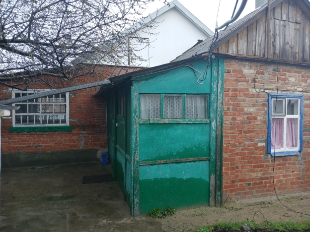 Купить дом на улице Сазонова в Ейске. Вариант № 33720, 5, площадь -  квм, цена 4190000 рублей