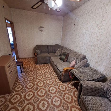 Купить трехкомнатную квартиру в Лакинске. Вариант № 3847520, 4, площадь -  квм, цена 1750000 рублей