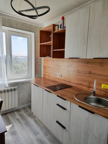 Купить однокомнатную квартиру в Омске. Вариант № 3939594, 0, площадь -  квм, цена 4000000 рублей