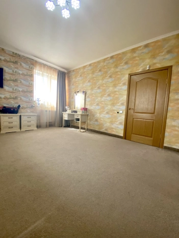 Купить дом в Южно-Сахалинске. Вариант № 3558, 18, площадь -  квм, цена 21000000 рублей