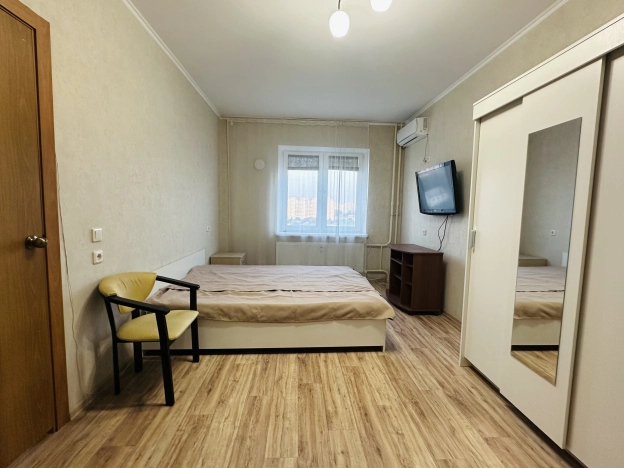 Купить однокомнатную квартиру в Краснодаре. Вариант № 1201279, 2, площадь - квм, цена 5200000.0000 рублей