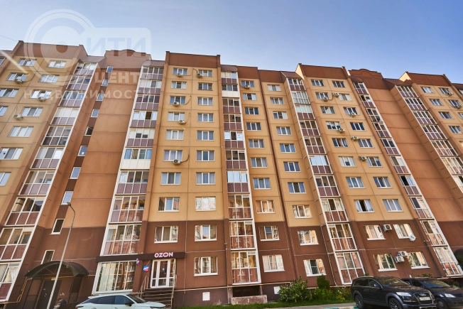 Купить однокомнатную квартиру в районе Советский в Воронеже. Вариант № 3982143, 2, площадь -  квм, цена 3200000 рублей