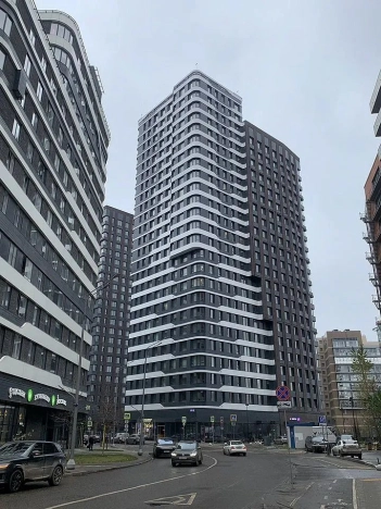 Купить квартиру в Москве. Вариант № 8995950, 4, площадь - квм, цена 20000000 рублей