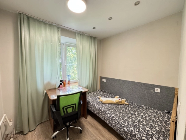 Купить квартиру в районе Дзержинский в Новосибирске. Вариант № 521679, 9, площадь -  квм, цена 4450000 рублей