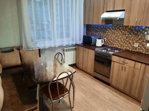 Купить двухкомнатную квартиру в Новосибирской области. Вариант № 10204725, 12, площадь -  квм, цена 5700000 рублей