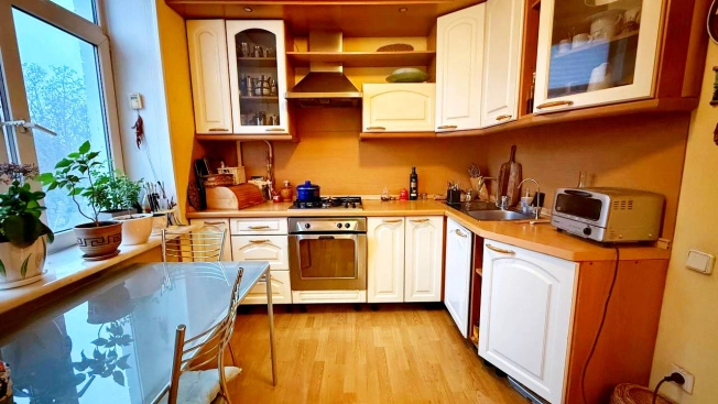 Купить квартиру в Москве. Вариант № 8867232, 5, площадь - квм, цена 24500000 рублей