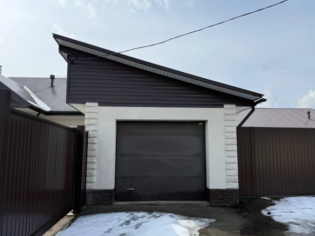 Купить дом на улице Белокаменная в Улан-Удэ. Вариант № 32764, 18, площадь -  квм, цена 15100000 рублей