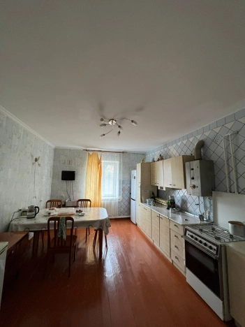 Купить дом в районе Юго-Западный в Элисте. Вариант № 6764, 10, площадь -  квм, цена 13500000 рублей