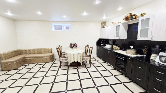 Купить дом в Москве. Вариант № 9981807, 12, площадь -  квм, цена 62880000 рублей