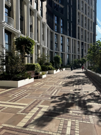 Купить квартиру в Москве. Вариант № 3231729, 18, площадь - квм, цена 32500000.0000 рублей