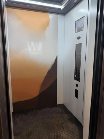 Купить квартиру в Москве. Вариант № 10286714, 27, площадь -  квм, цена 31700000 рублей