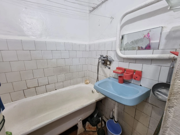 Купить двухкомнатную квартиру на улице 2-я Заводская в Владимирской области. Вариант № 8064139, 21, площадь -  квм, цена 1200000 рублей