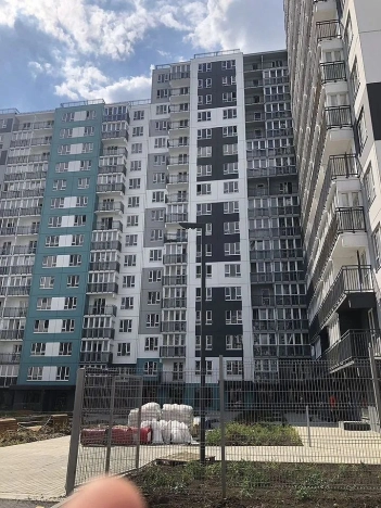 Купить однокомнатную квартиру в Ростовской области. Вариант № 10024642, 7, площадь -  квм, цена 3850000 рублей